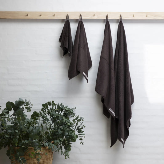 Naram Håndklæder - Bongusta - Coffee - Hængende