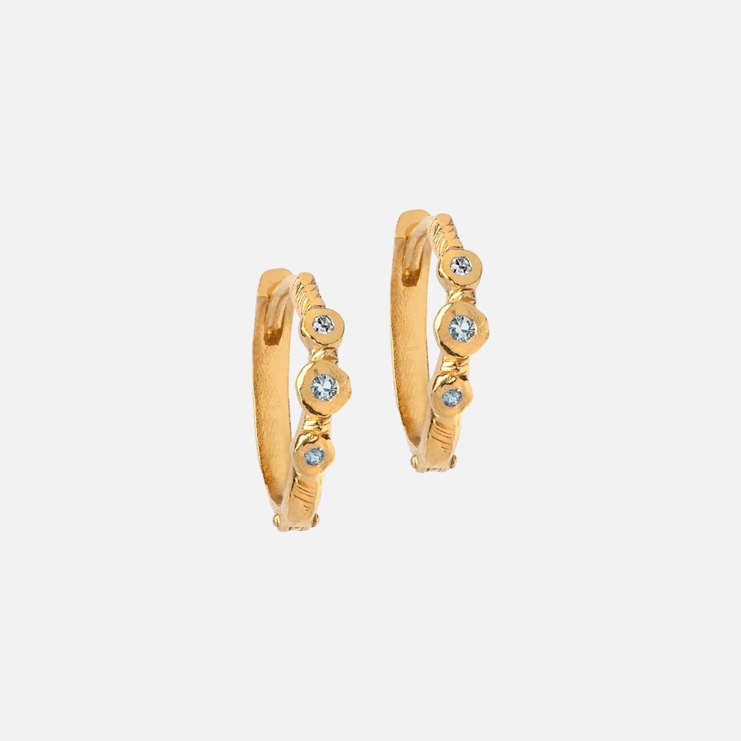 Lily Hoops fra Enamel Copenhagen
