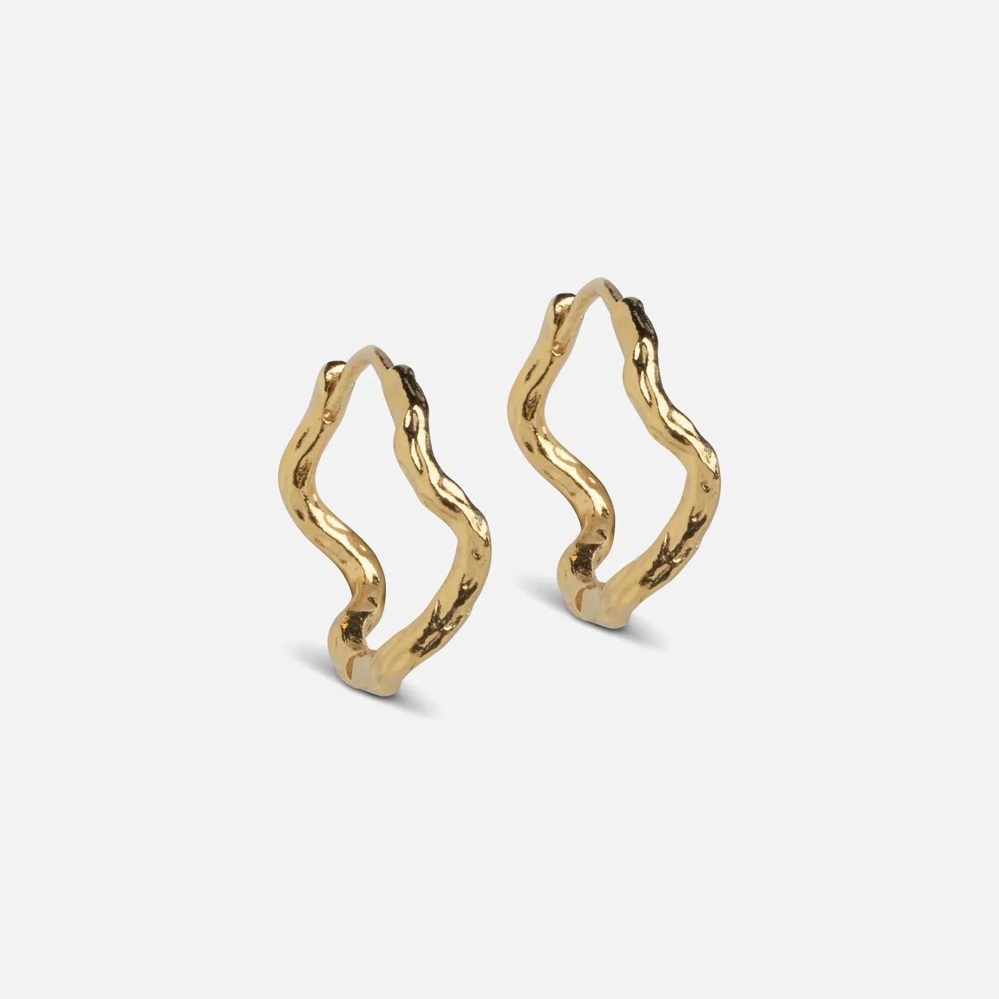 Holly Large Hoops fra Enamel i forgyldt sølv