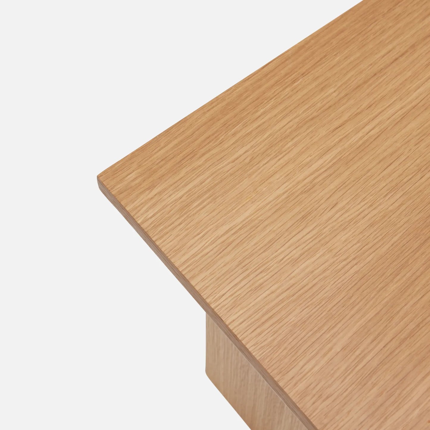 Straight Side Table fra Hübsch (detalje)