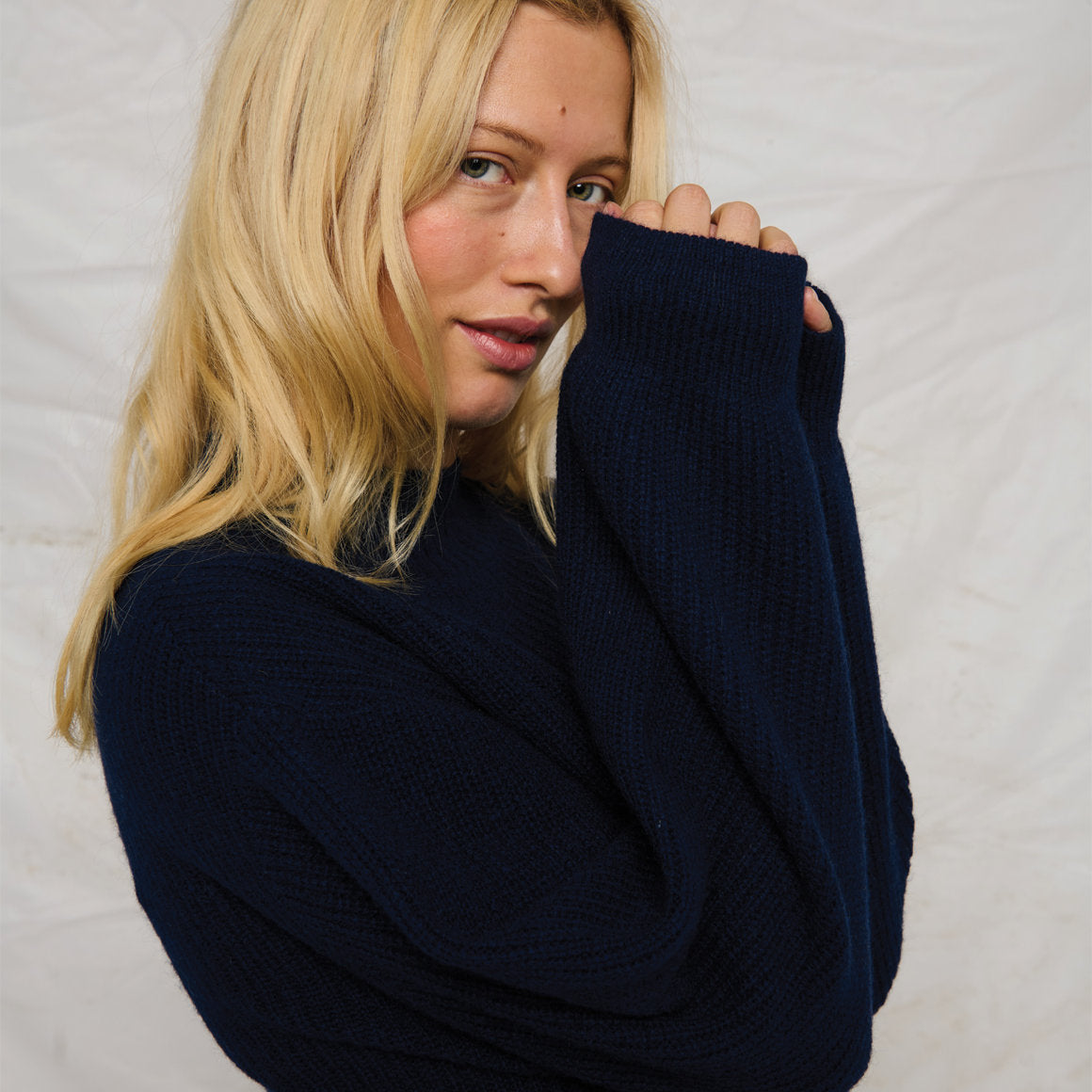 Sisse Knit fra La Rouge - Navy - Detalje