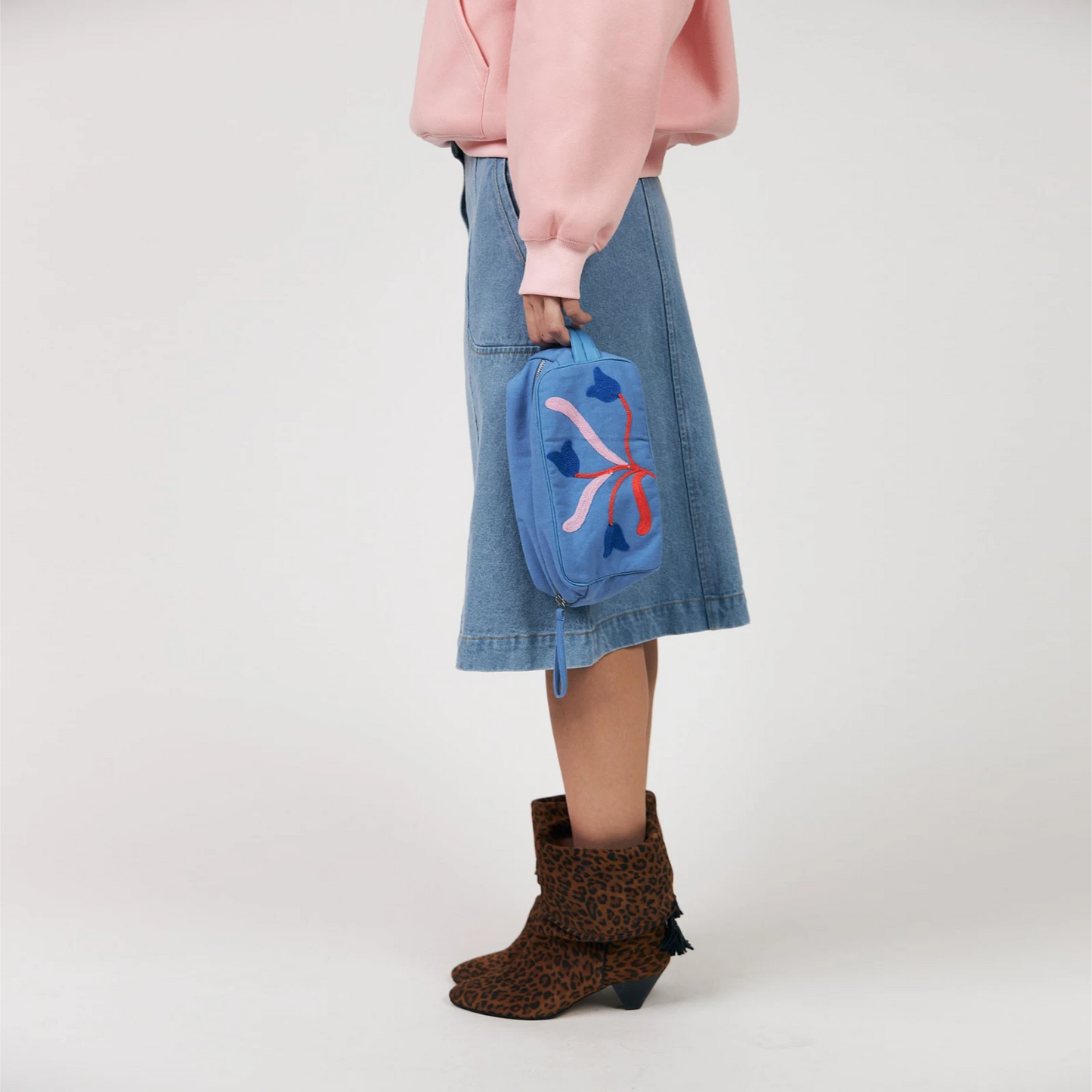 CaveLL Bag fra Lolly's Laundry - Light Blue - Model