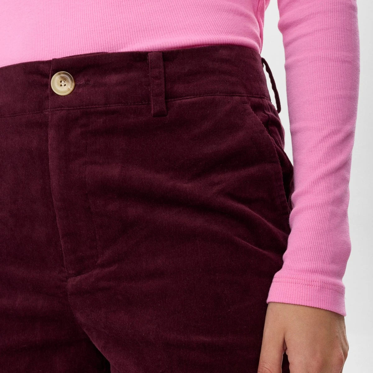 Nujoanna Pants fra Nümph - Winetasting - Detalje