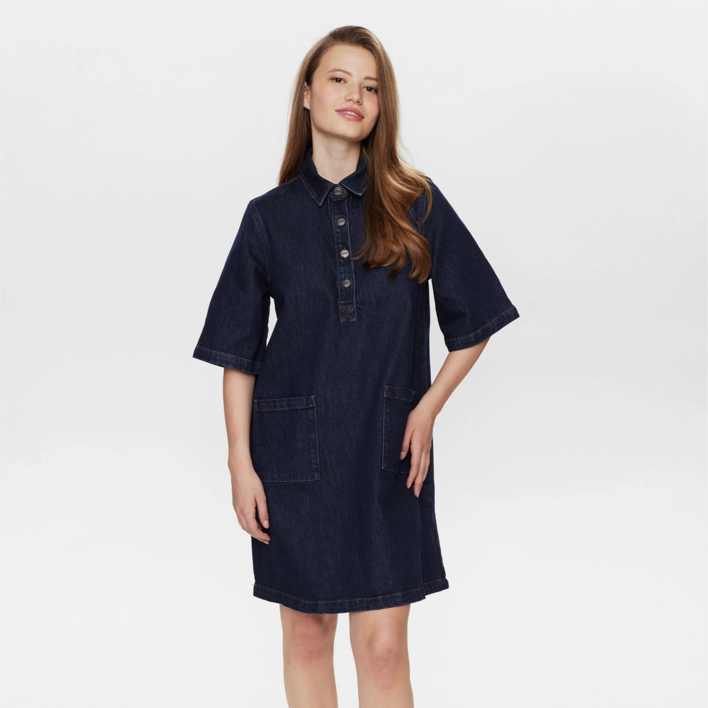 Nulondon Dress - Nümph - Model