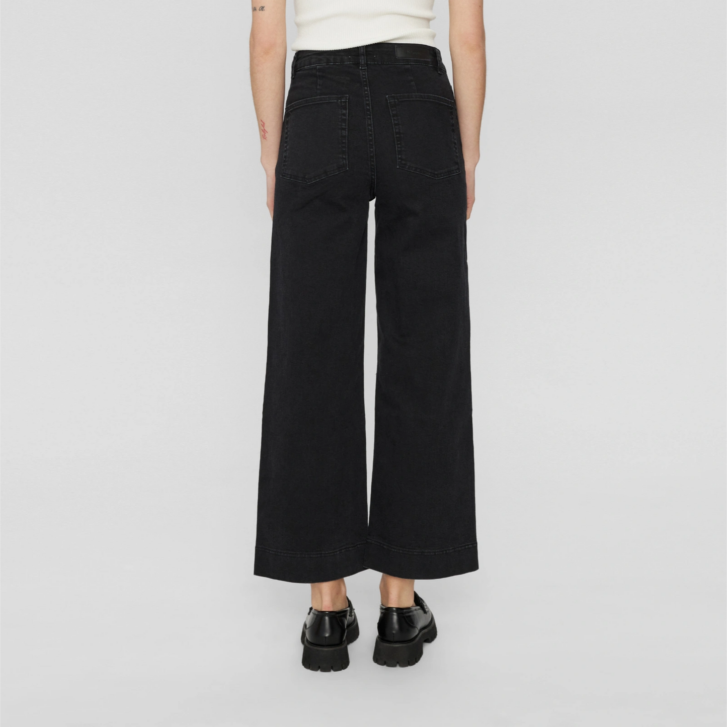 Nuparis Cropped Jeans - Nümph - Black - Bag