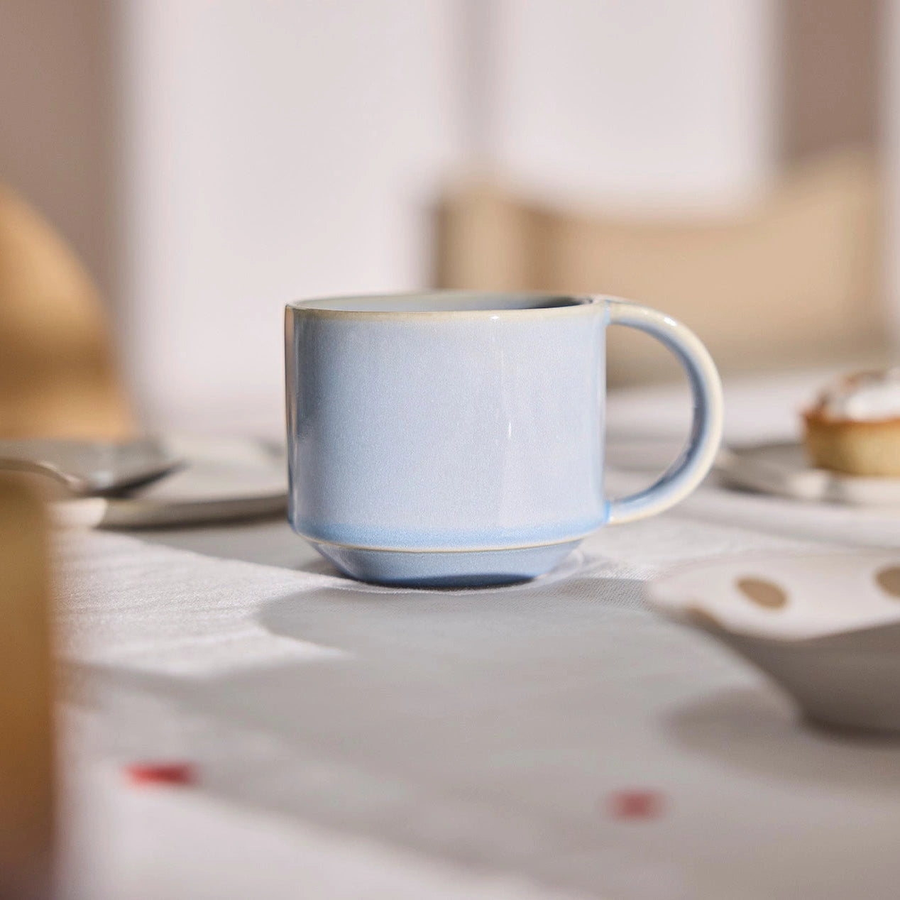 Yuka Kop fra OYOY Living Design - Ice Blue - Detaljefoto