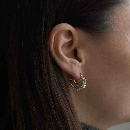 Zahara Crystal Hoops fra Pico - Champagne - Model