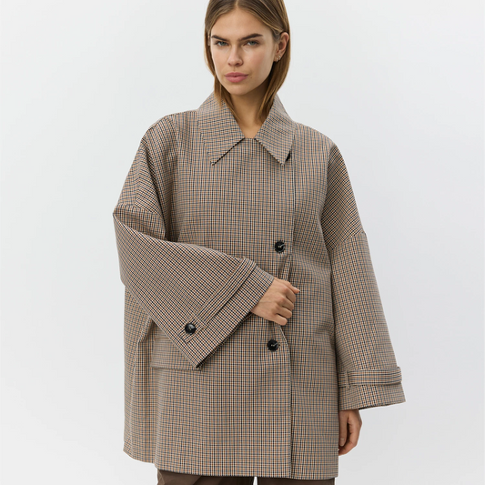 SelinaSW Oversize Check Jacket - Sofie Schnoor - Model