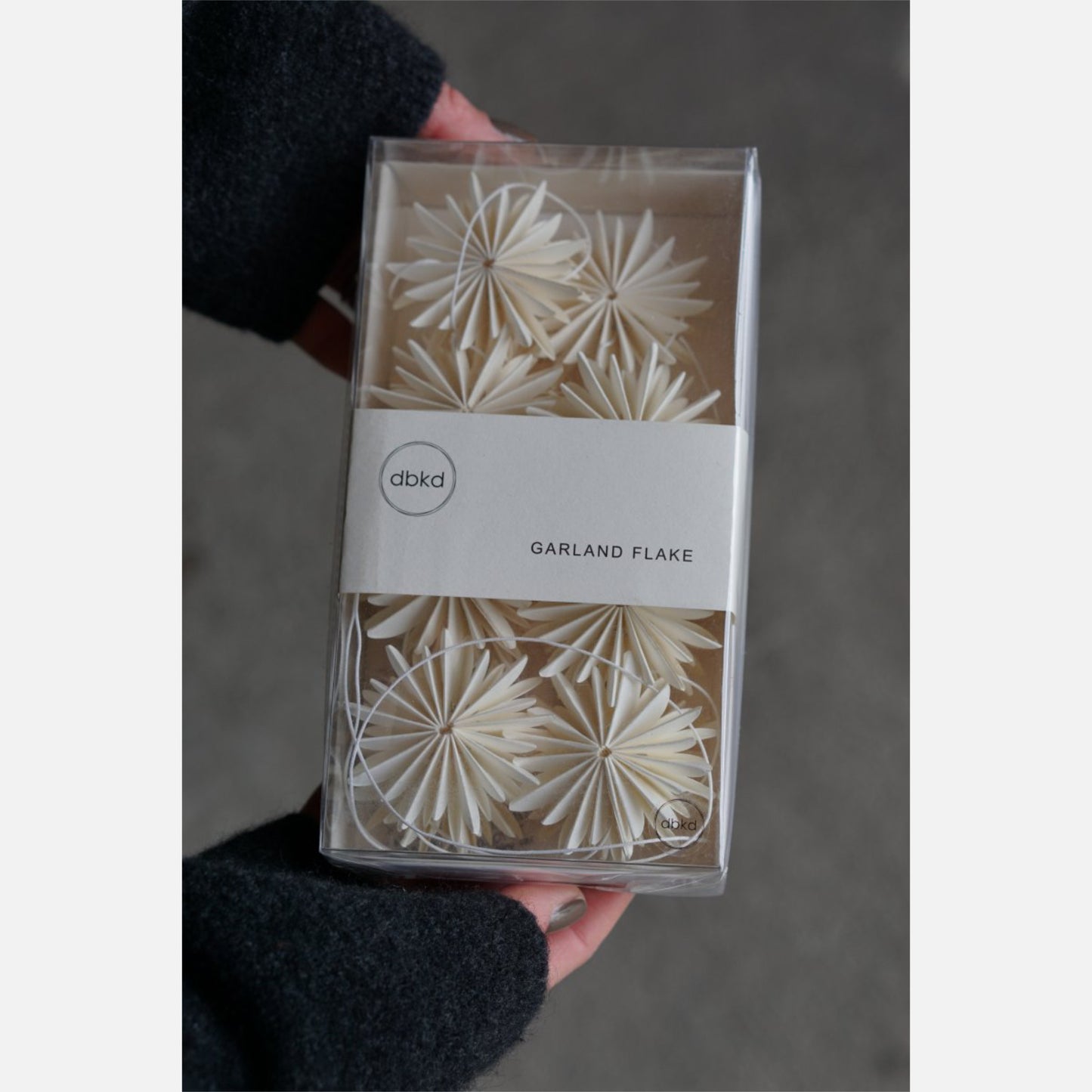 Garland Flake papir guirlande fra DBKD (emballage), 149 kr.