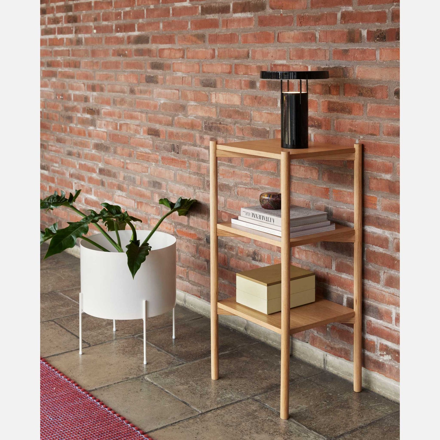 Solution Shelf Unit i eg fra Hübsch (i bolig)