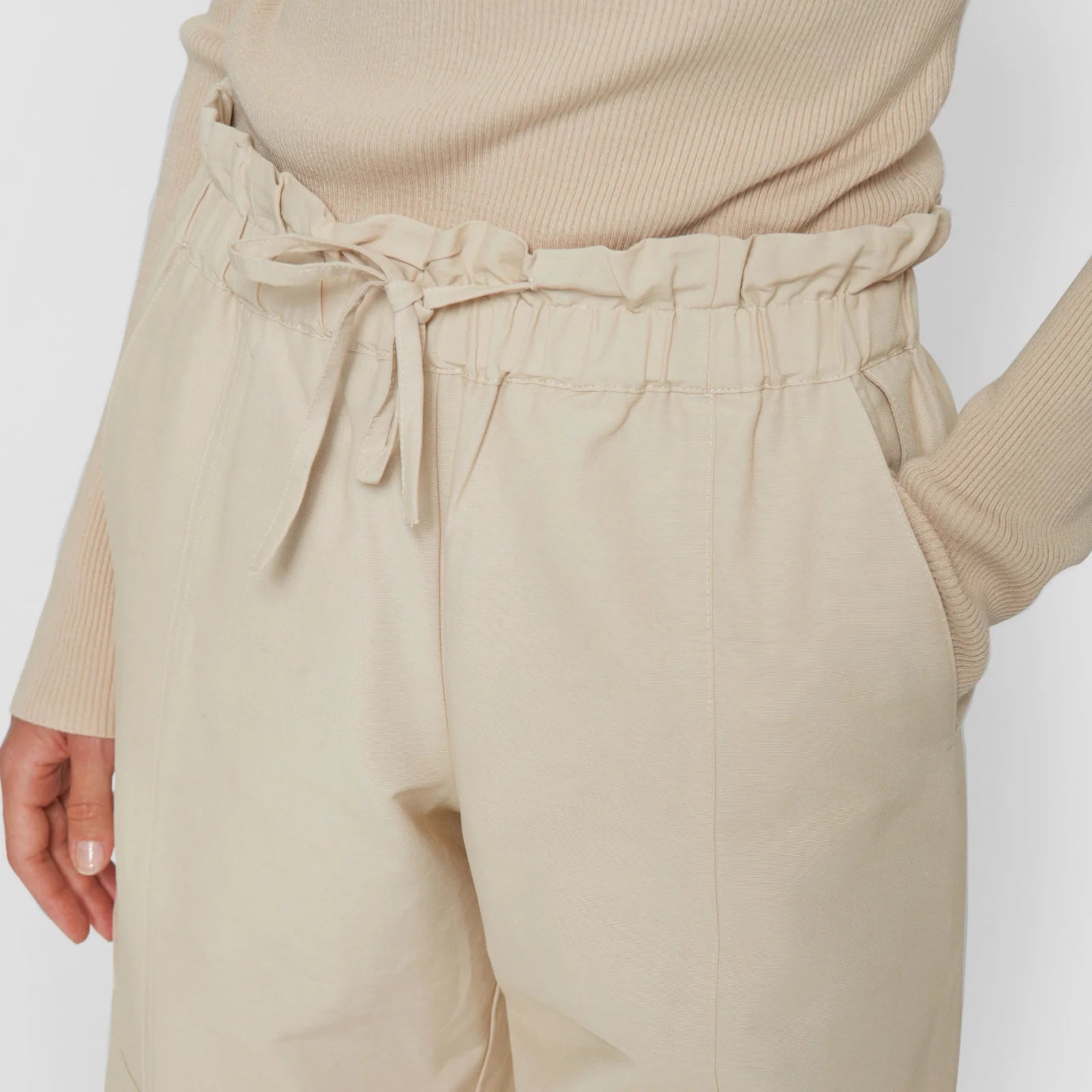 Kawamure Cotton Elastik Bukser fra Bitte Kai Rand (detalje)