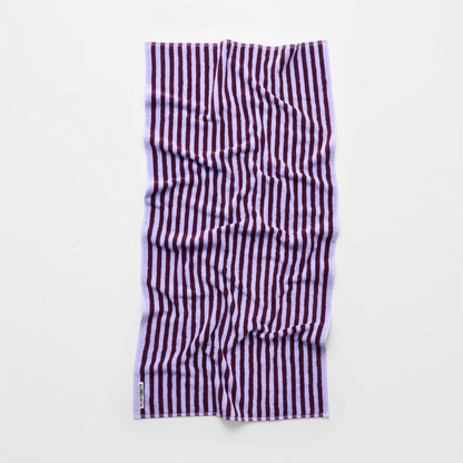Naram Badehåndklæde fra Bongusta - Wine/Lavender Blue - 70x140 cm 