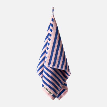 Naram håndklæder fra Bongusta i Dazzling Blue/Rose (50x80 cm)