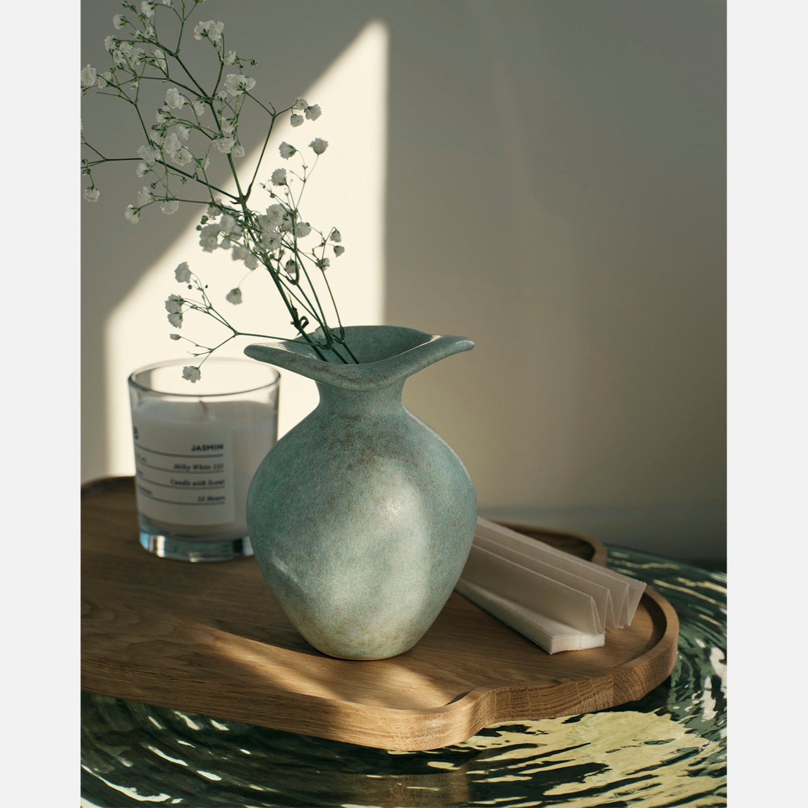 Florentina Vase XS fra Broste - Light Blue - På bakke