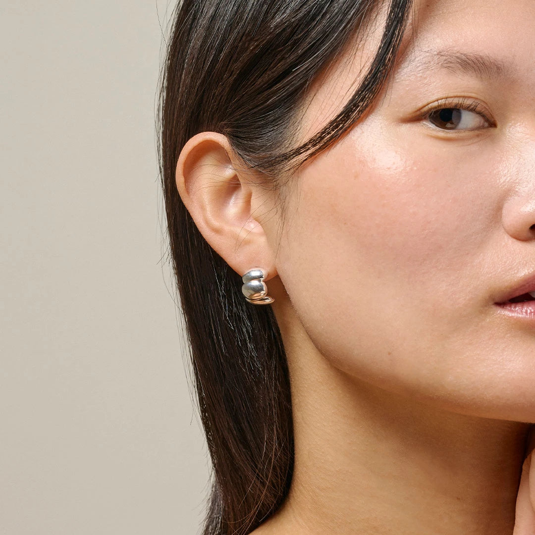 Melia Chunky Hoops fra Enamel - Sølv - Model