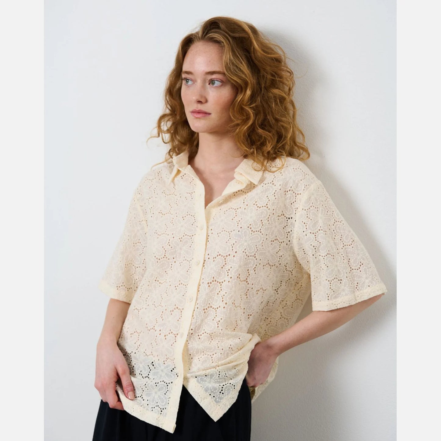 Inge Shirt fra La Rouge - Offwhite - Model