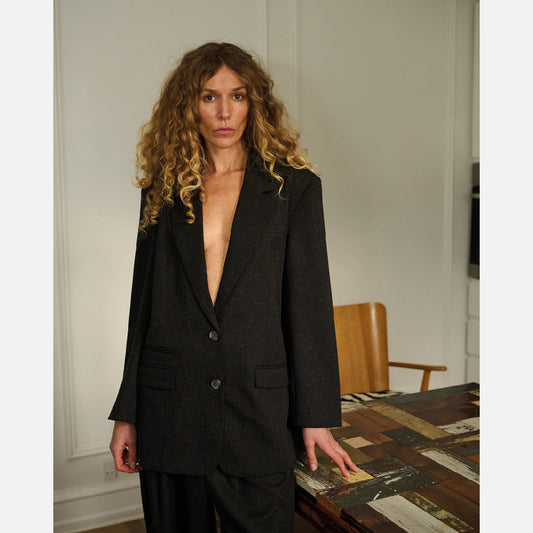 Malene Blazer fra La Rouge - Black - På model