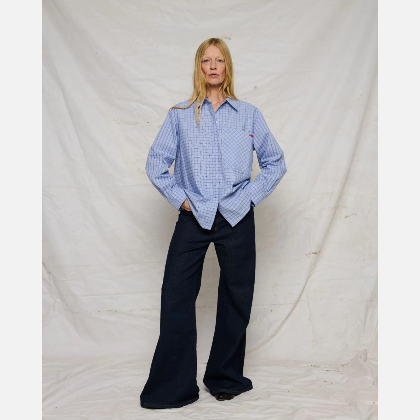 Petra Shirt fra La Rouge - Blue Checks - Modelfoto