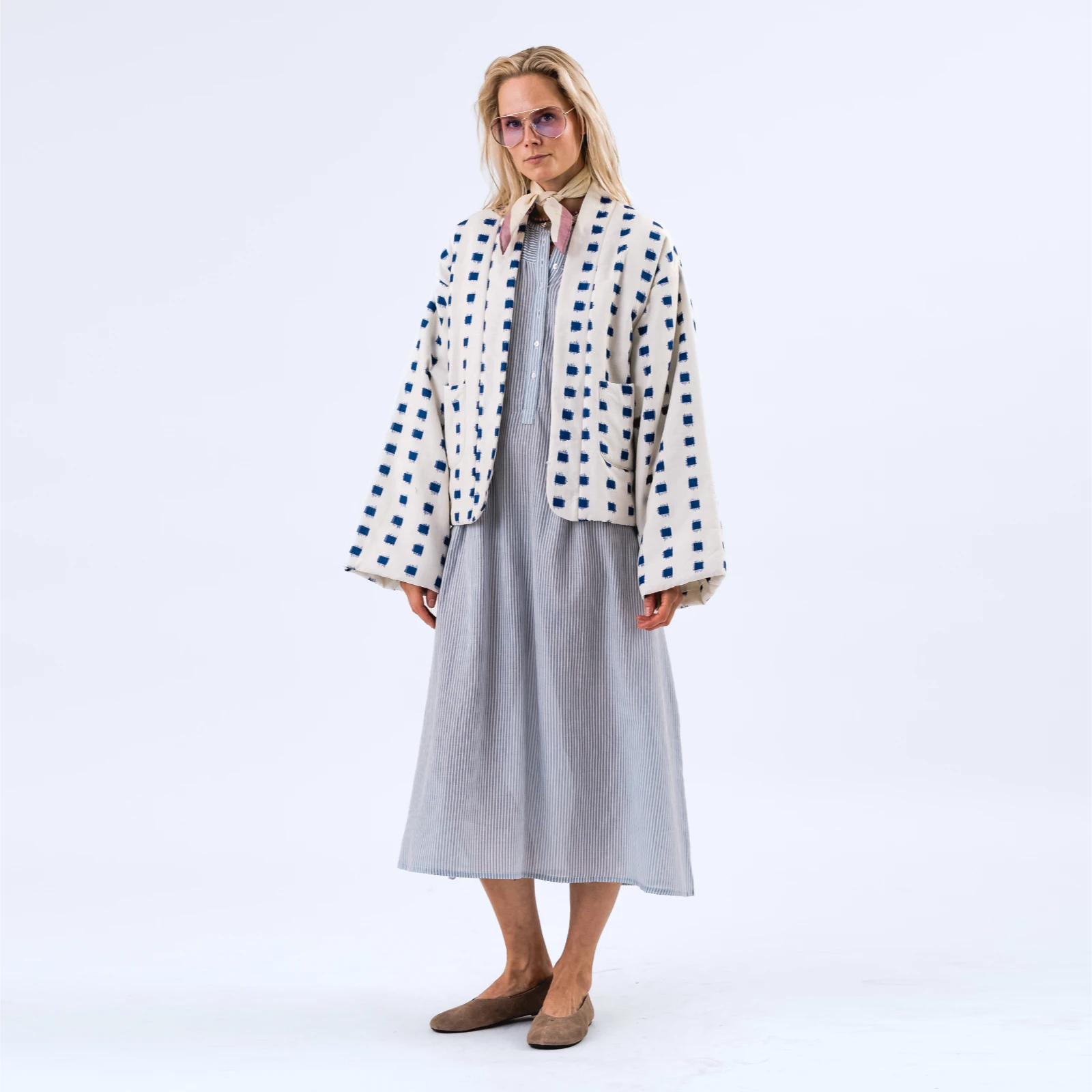 BarbraLL Jakke fra Lolly's Laundry - Model side
