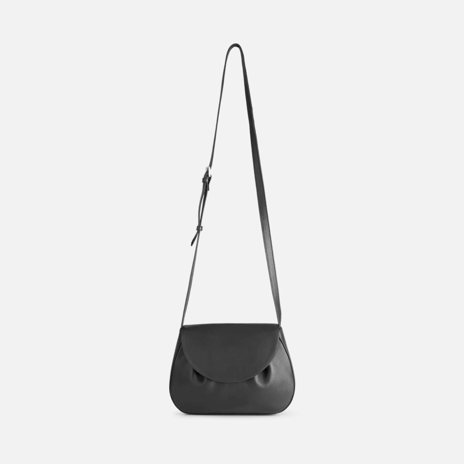 Heather Crossbody taske fra Markberg i sort (fuld længde)