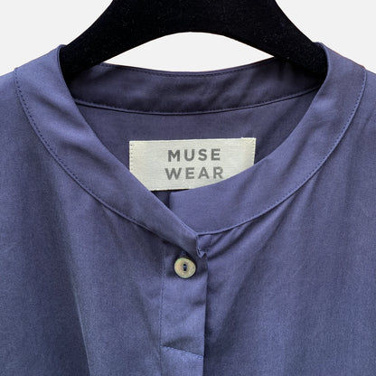Elba Shirt fra Muse Wear i navy (detalje)