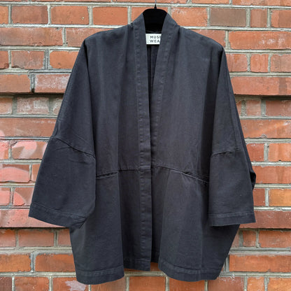 Livia Kimono fra Muse Wear - Black