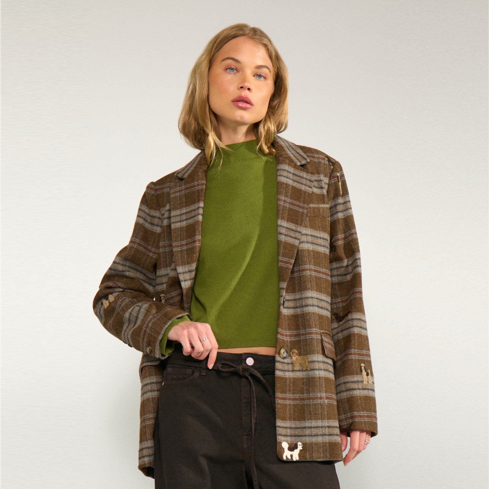 Nuezma Blazer fra Nümph - Kelp - Model