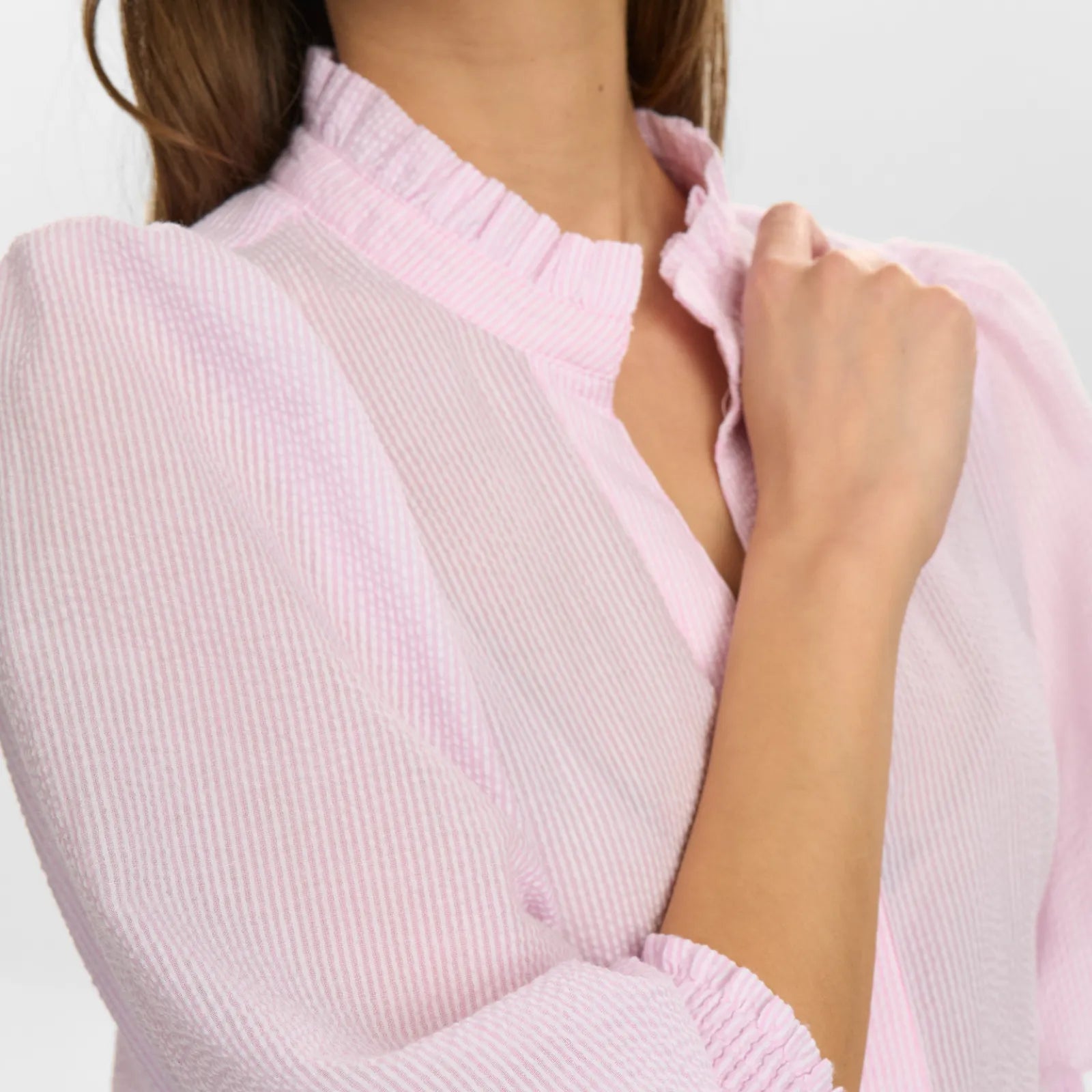 Nujane Shirt fra Nümph - Pink Lady - Detalje