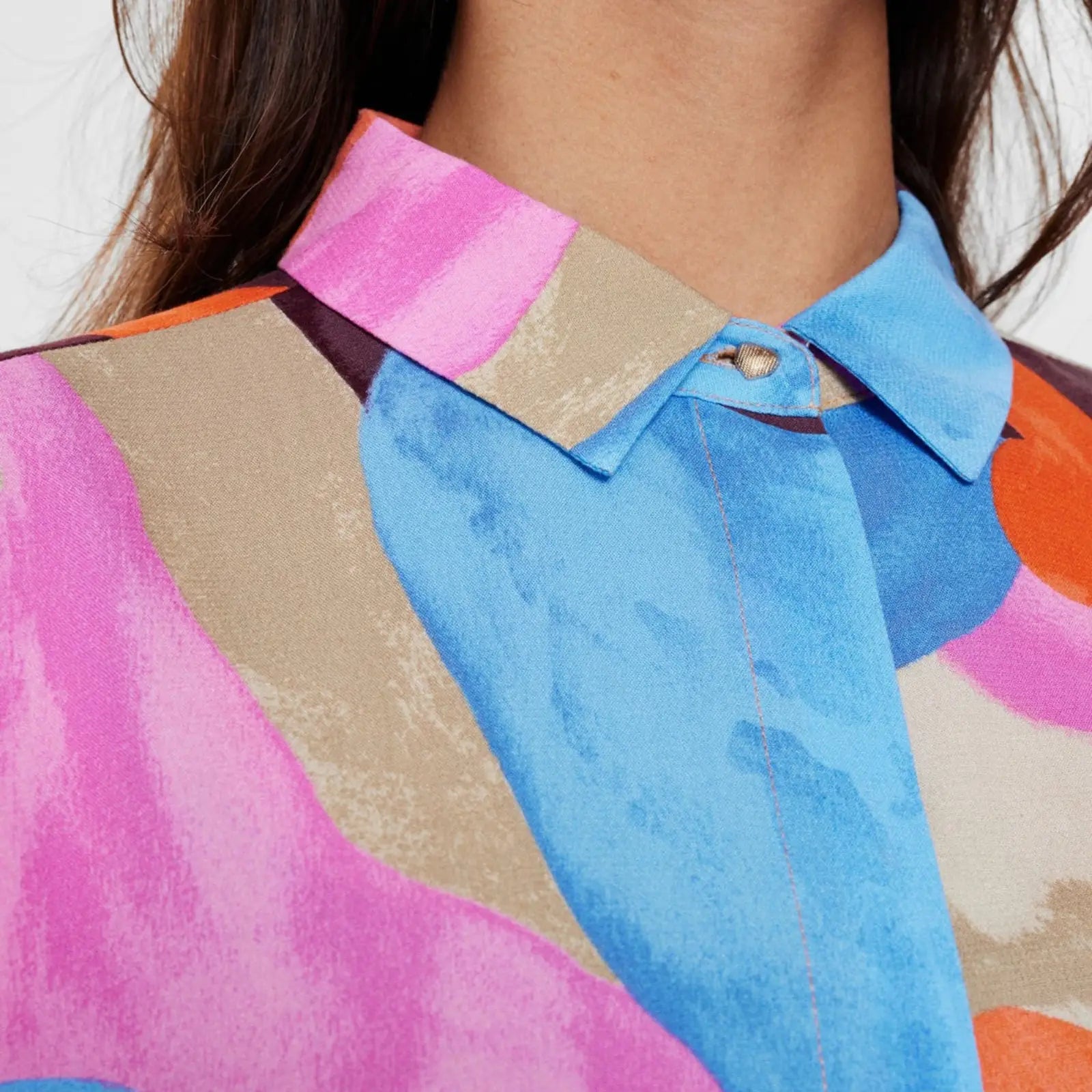 Tupi Shirt fra Nümph (detalje krave)