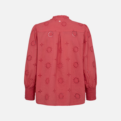 Nusammy Shirt fra Nümph - Cayenne - Set fra ryggen