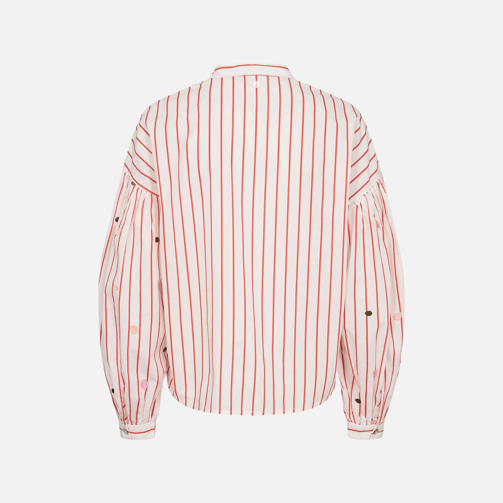 Nusoleima Shirt fra Nümph - Cloud Dancer - Ryg