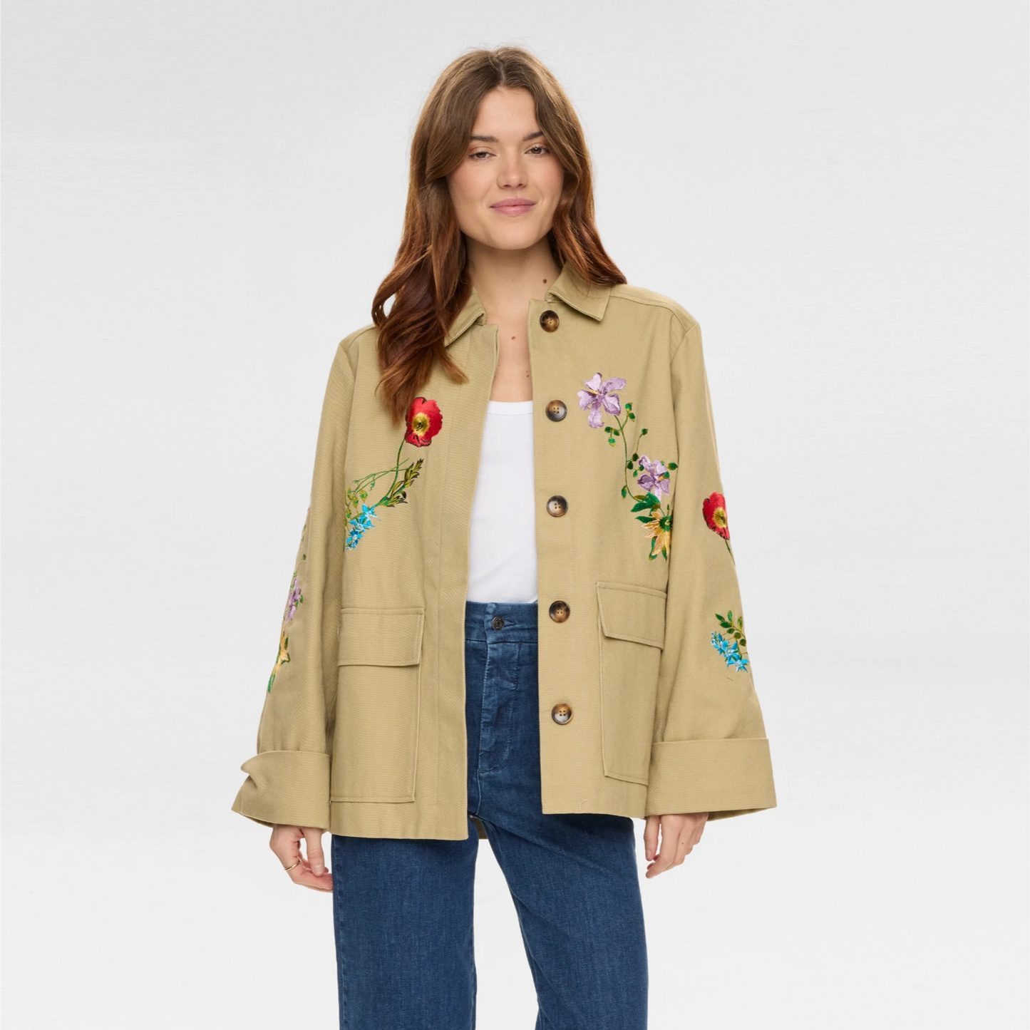 Nuvivalli Jakke fra Nümph - Irish Cream - Model