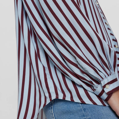 Nuwigga Shirt fra Nümph i Blue Fog (detalje ærme)