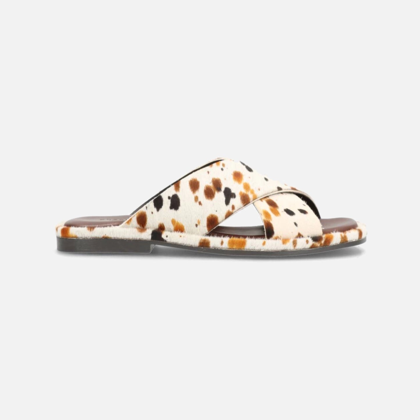Onry HA sandaler fra Phenumb - Dalmatian Brown Pony Hair