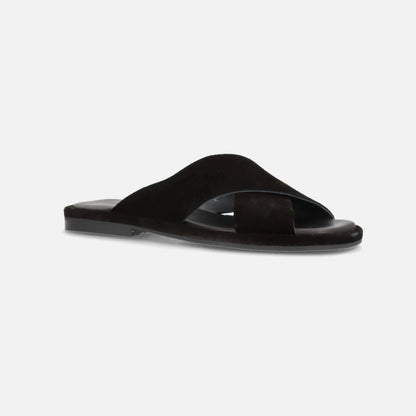 Onry S Sandaler fra Phenumb - Black Suede - Skråt forfra