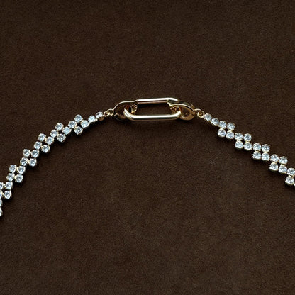 Claire Crystal Necklace fra Pico - Forgyldt - Detalje