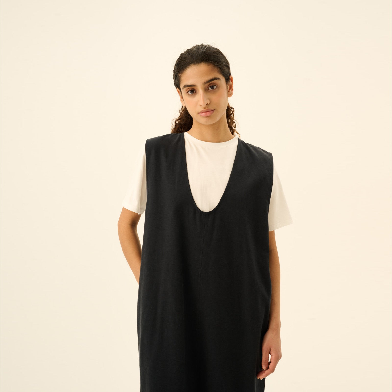Donella Sandwashed CT Tencel Dress - Rue De Toyko - Navy - Detalje