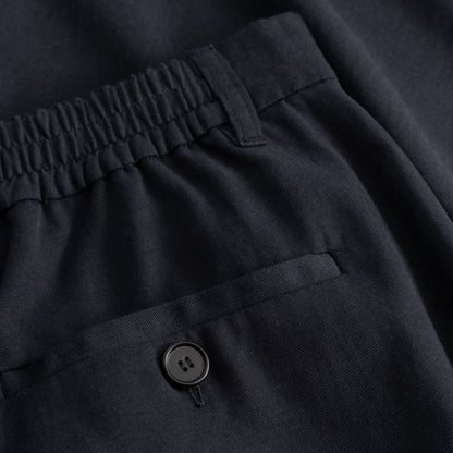 Prudie Sandwashed CT Tencel Pants - Rue De Tokyo - Navy - Detaljefoto af linning 