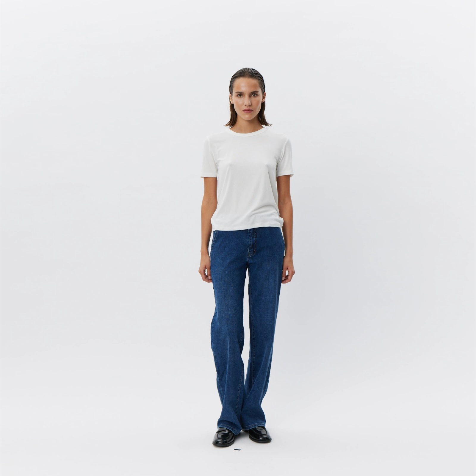 NataliaSW T-shirt fra Sofie Schnoor - White - På model