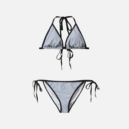 SikkySW Triangle Bikini fra Sofie Schnoor - Light Blue Striped