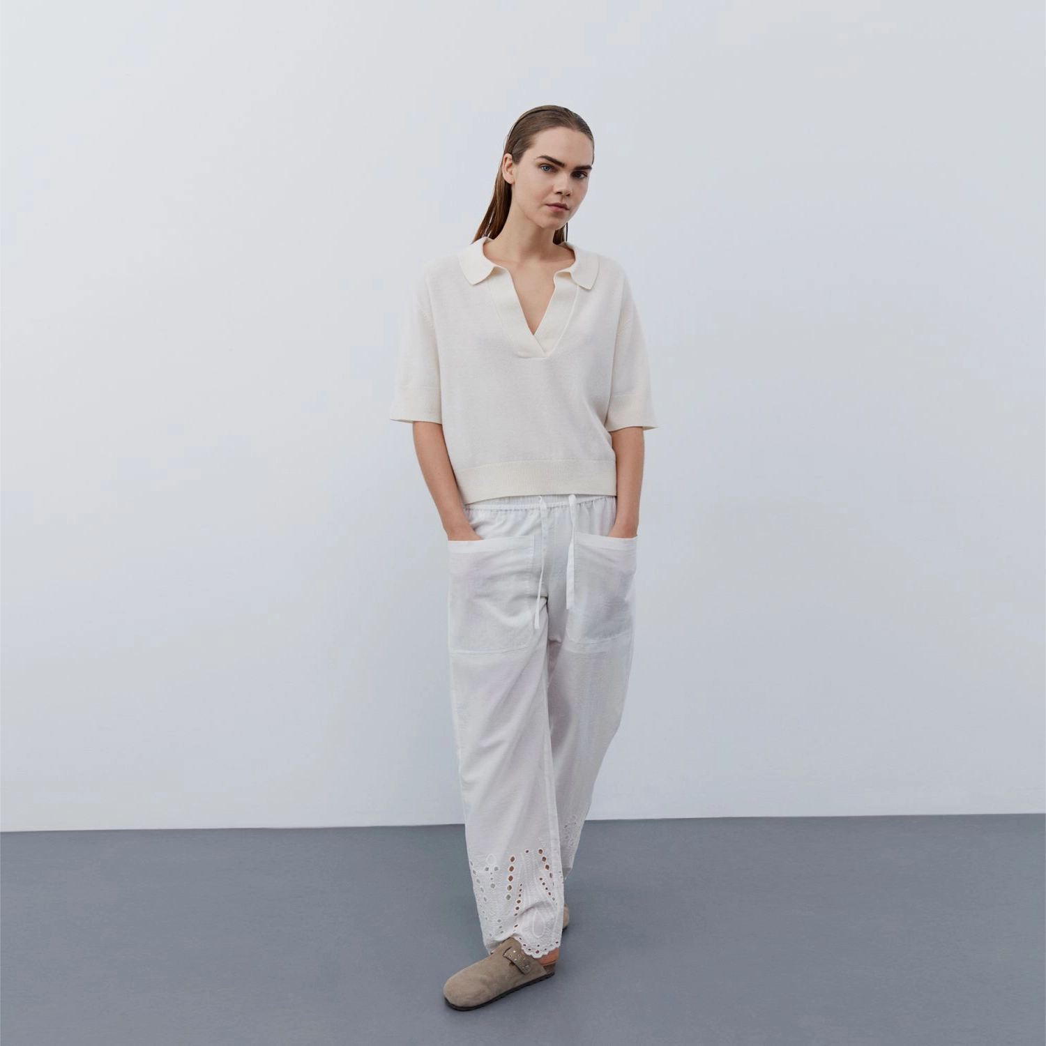 Broderie Anglaise bukser fra Sofie Schnoor - Model 2