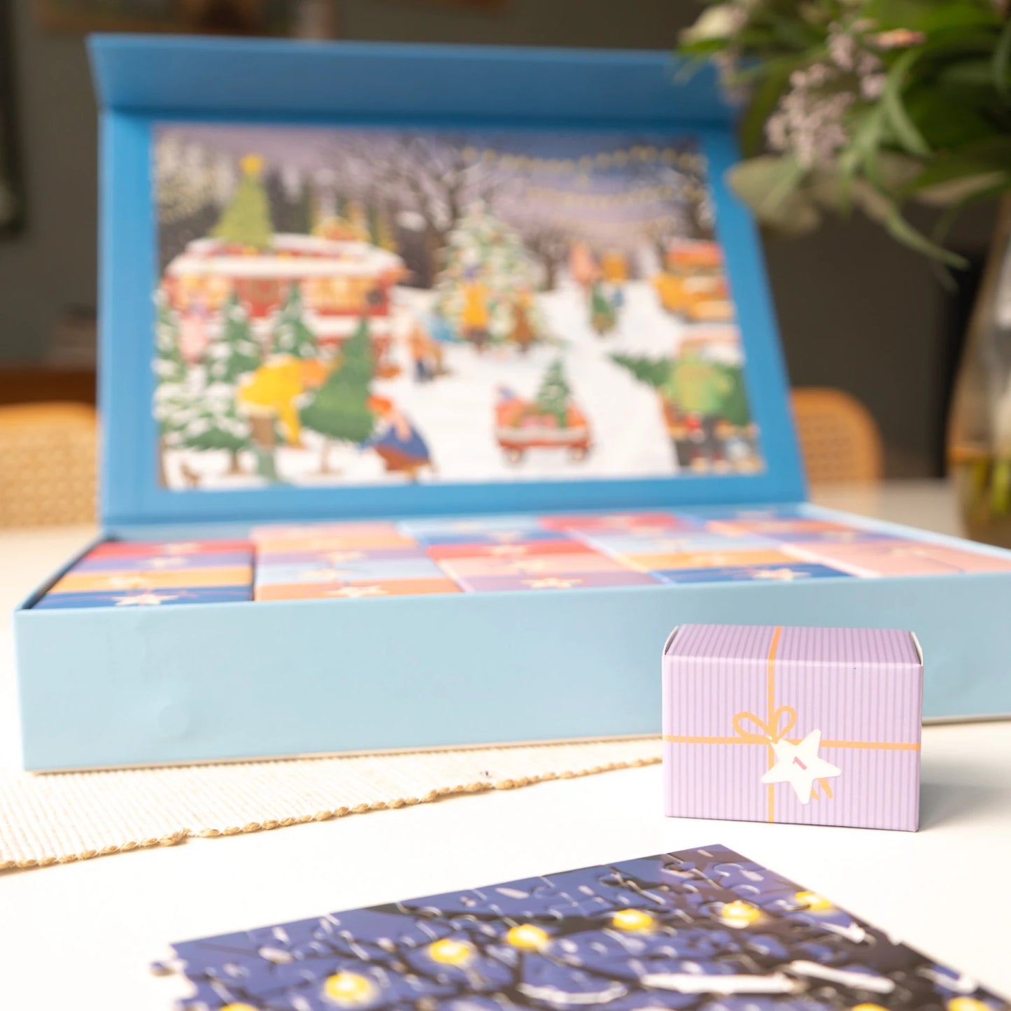 Kalenderpuslespil - ViSSEVASSE - Christmas Tree & Snowflakes - Åben