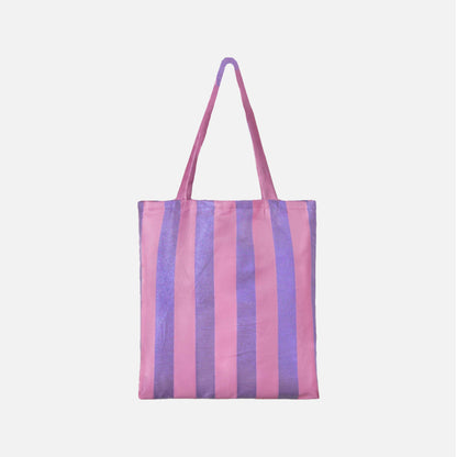 Shopper net fra Dagny i lyserød med brede striber i blå lurex