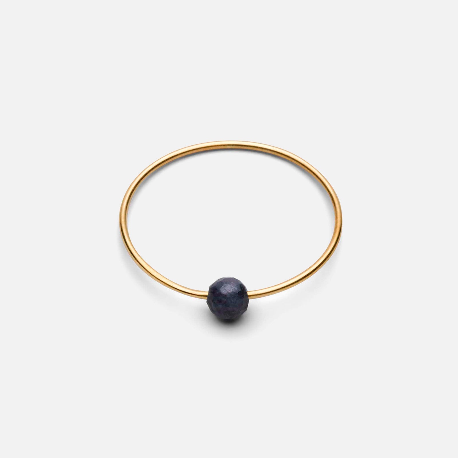 Birthstone ring fra Jukserei, september, forgyldt sølv med safir