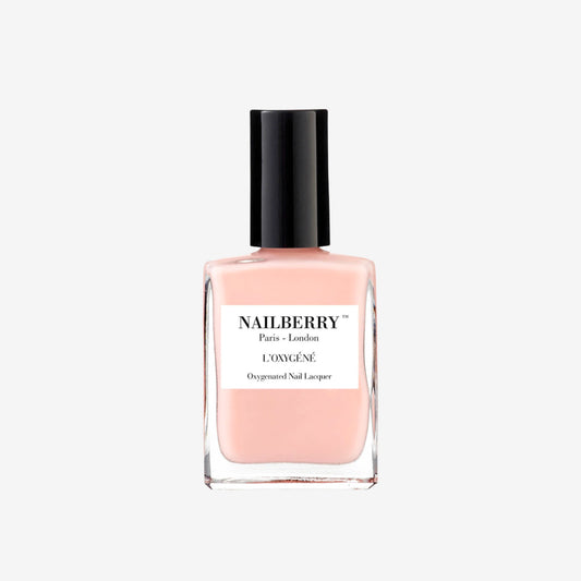 Nailberry neglelak i A Touch of Powder