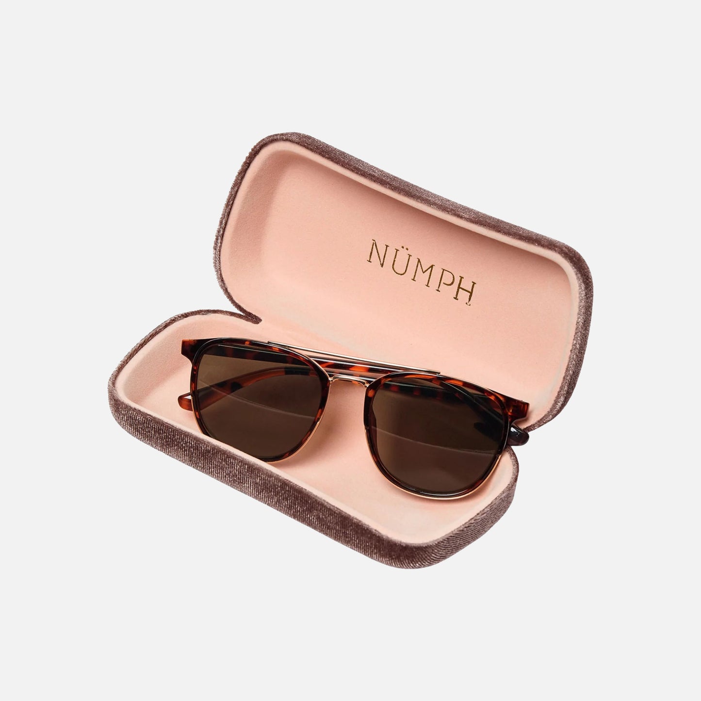 Nuamila solbriller fra Nümph (med etui)