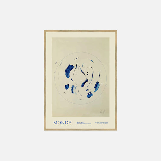 Le Monde plakat af The Poster Club x Lucrecia Rey Caro fra Poster & Frame